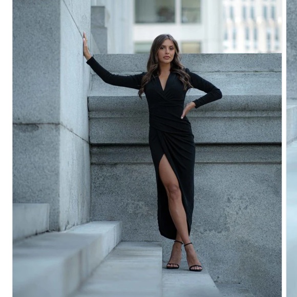 Black DRESS - Picture 1 of 5